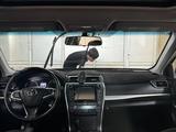 Toyota Camry 2015 года за 6 700 000 тг. в Кульсары – фото 3