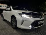 Toyota Camry 2017 годаүшін14 000 000 тг. в Шымкент – фото 2