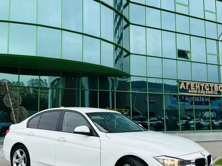 BMW 320 2015 года за 11 000 000 тг. в Алматы – фото 2