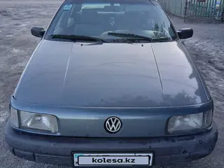 Volkswagen Passat, 1990