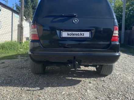 Mercedes-Benz ML 320 1999 года за 4 100 000 тг. в Усть-Каменогорск – фото 6