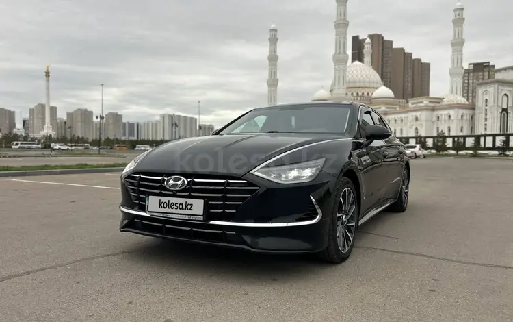 Hyundai Sonata 2020 года за 11 990 000 тг. в Астана