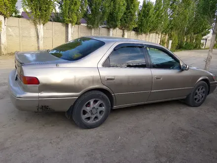 Toyota Camry 1997 года за 2 300 000 тг. в Актобе – фото 4