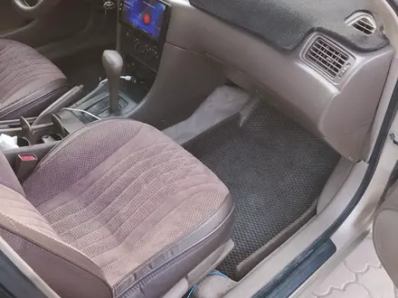 Toyota Camry 1997 года за 2 300 000 тг. в Актобе – фото 9