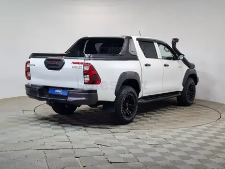 Toyota Hilux 2019 года за 16 590 000 тг. в Алматы – фото 5