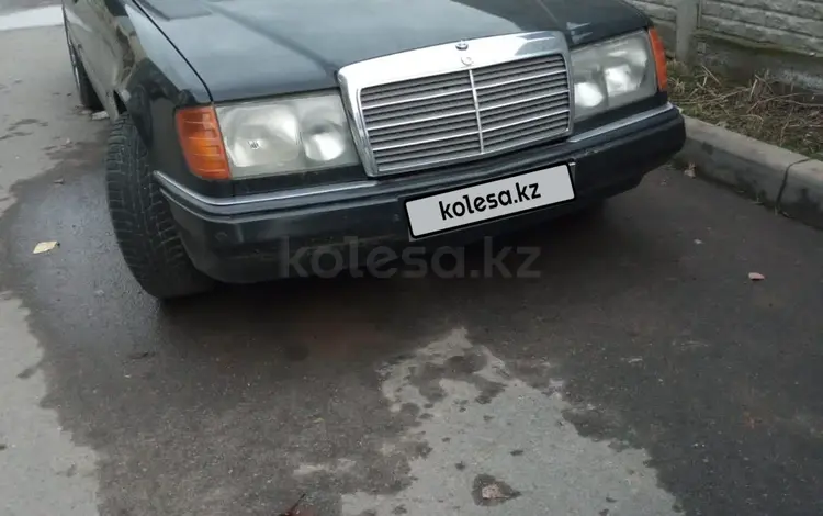 Mercedes-Benz E 320 1991 года за 2 000 000 тг. в Алматы