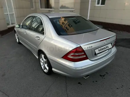 Mercedes-Benz C 230 2005 года за 5 150 000 тг. в Караганда – фото 36