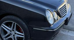 Mercedes-Benz E 320 2000 года за 3 800 000 тг. в Шымкент – фото 4