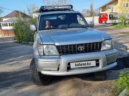 Toyota Land Cruiser Prado 1998 года за 8 500 000 тг. в Алматы – фото 3