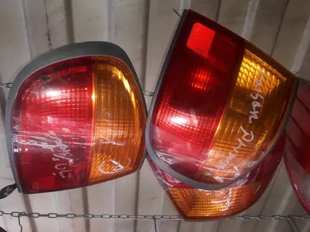 Фонарь фонари задние Nissan Primera P11 за 15 000 тг. в Алматы – фото 2