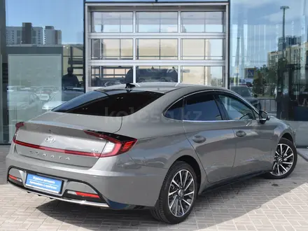 Hyundai Sonata 2022 года за 12 990 000 тг. в Астана – фото 5