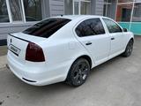 Skoda Octavia 2011 года за 3 775 887 тг. в Актобе – фото 3