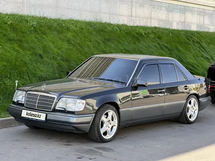Mercedes-Benz E 320 1994 года за 9 500 000 тг. в Алматы – фото 23