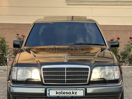 Mercedes-Benz E 320 1994 года за 9 500 000 тг. в Алматы – фото 6