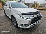 Mitsubishi Outlander 2022 года за 10 200 000 тг. в Петропавловск – фото 4