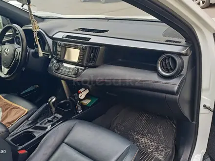 Toyota RAV4 2017 года за 9 000 000 тг. в Актау – фото 14