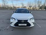 Lexus ES 250 2022 годаүшін21 500 000 тг. в Астана – фото 2