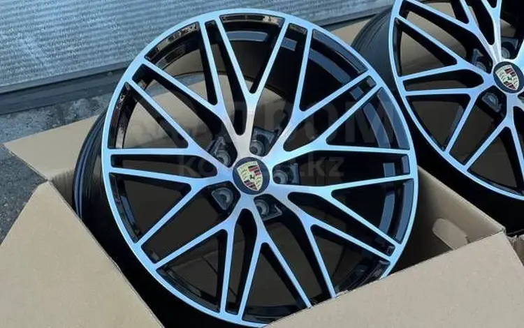 Диски на Porsche Cayenne 21 5*130 j10 ET40 DIA 71.6 за 650 000 тг. в Астана