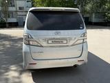 Toyota Vellfire 2010 годаүшін5 600 000 тг. в Актобе – фото 2