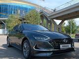 Hyundai Sonata 2022 года за 12 200 000 тг. в Алматы – фото 4