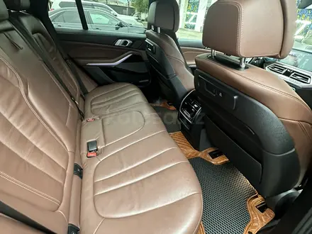 BMW X5 2019 года за 30 000 000 тг. в Актобе – фото 6