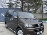 Volkswagen Caravelle 2010 года за 6 990 000 тг. в Костанай