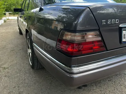 Mercedes-Benz E 280 1995 годаүшін5 000 000 тг. в Тараз – фото 2