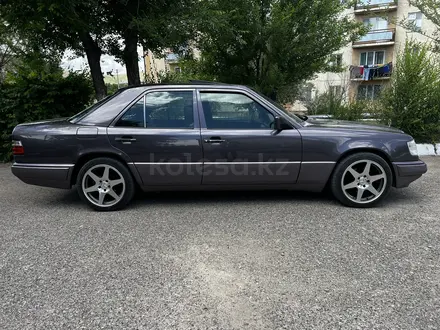 Mercedes-Benz E 280 1995 годаүшін5 000 000 тг. в Тараз – фото 13