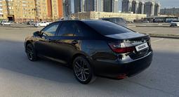 Toyota Camry 2015 года за 13 000 000 тг. в Астана – фото 3