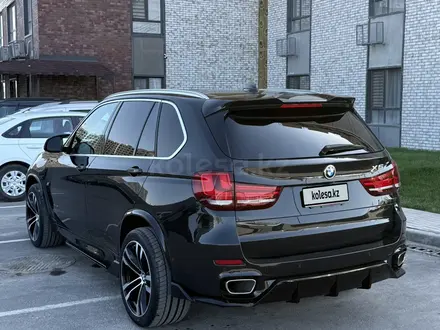 BMW X5 2015 года за 15 000 000 тг. в Шымкент – фото 2