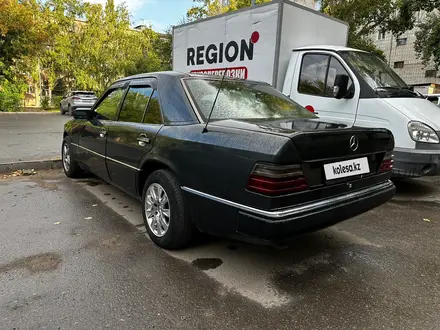 Mercedes-Benz E 200 1991 года за 1 600 000 тг. в Павлодар – фото 2
