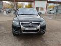 Volkswagen Touareg 2008 годаfor7 300 000 тг. в Караганда – фото 5