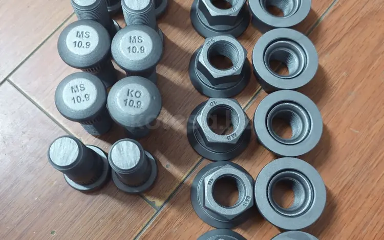 Гайки и шпильки 24штук колесные передние Газель за 15 500 тг. в Алматы