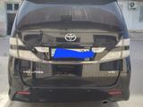 Toyota Vellfire 2011 года за 9 800 000 тг. в Атырау – фото 3