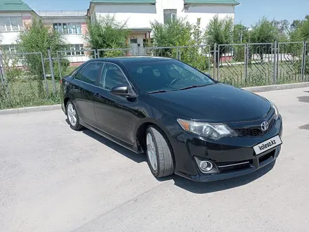 Toyota Camry 2014 года за 8 100 000 тг. в Алматы – фото 4