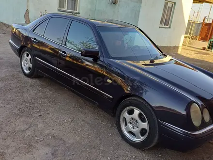 Mercedes-Benz E 230 1997 года за 3 000 000 тг. в Кызылорда