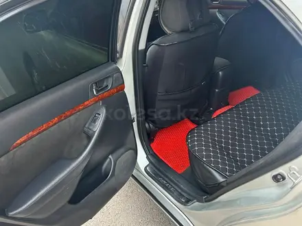 Toyota Avensis 2005 года за 4 000 000 тг. в Караганда – фото 2