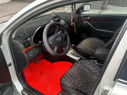 Toyota Avensis 2005 года за 4 000 000 тг. в Караганда – фото 7