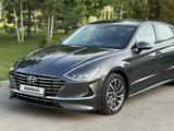 Hyundai Sonata 2021 года за 10 500 000 тг. в Шымкент – фото 2