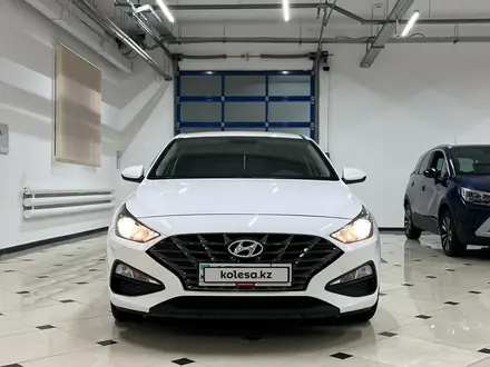 Hyundai i30 2022 года за 8 590 000 тг. в Астана – фото 2