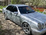 Mercedes-Benz E 280 1996 года за 2 500 000 тг. в Есик – фото 2