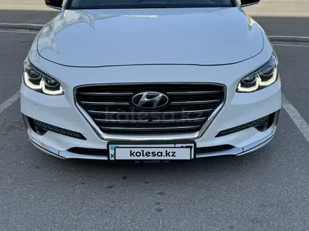 Hyundai Grandeur 2019 года за 9 500 000 тг. в Шымкент