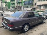 Mercedes-Benz E 260 1990 года за 1 000 000 тг. в Алматы – фото 4