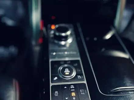 Land Rover Range Rover 2014 года за 20 000 000 тг. в Алматы – фото 8
