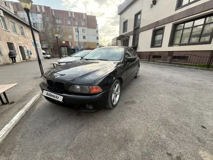 BMW 528 1997 года за 3 000 000 тг. в Караганда