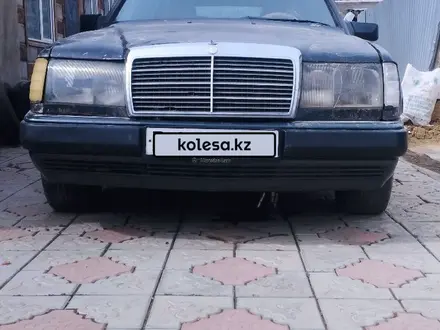 Mercedes-Benz E 230 1991 года за 1 400 000 тг. в Жаркент – фото 2