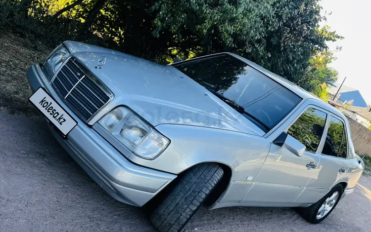 Mercedes-Benz E 320 1993 года за 5 000 000 тг. в Алматы