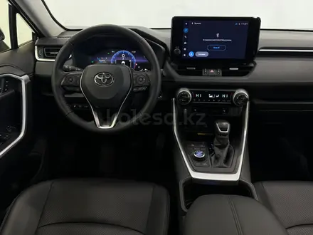 Toyota RAV4 Luxe+ 2025 года за 18 500 000 тг. в Астана – фото 9