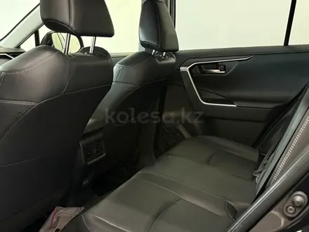 Toyota RAV4 Luxe+ 2025 года за 18 500 000 тг. в Астана – фото 10