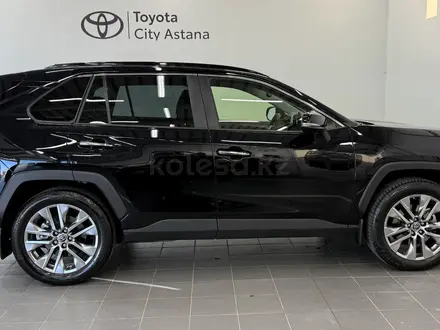 Toyota RAV4 Luxe+ 2025 года за 18 500 000 тг. в Астана – фото 18